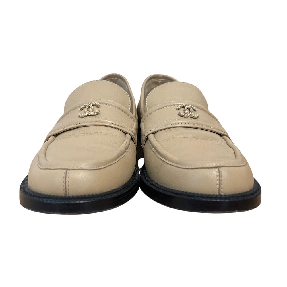 Chanel Beige Tan Lambskin Leather CC Logo Penny Loafers G37435 Size 40C - Picture 5 of 16
